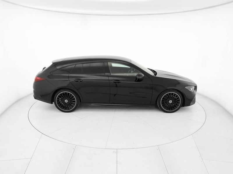 Mercedes CLA Shooting Brake  200 d amg line advanced plus auto diesel nero