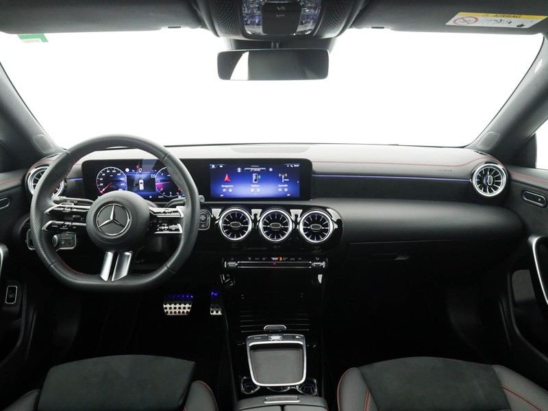 Mercedes CLA Shooting Brake  200 d amg line advanced plus auto diesel nero