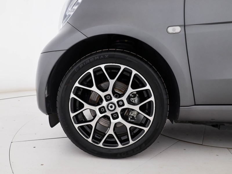 Smart Fortwo eq 25° anniversary 22kw elettrica grigio