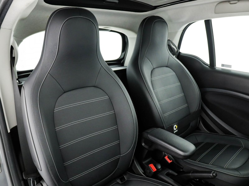 Smart Fortwo eq 25° anniversary 22kw elettrica grigio