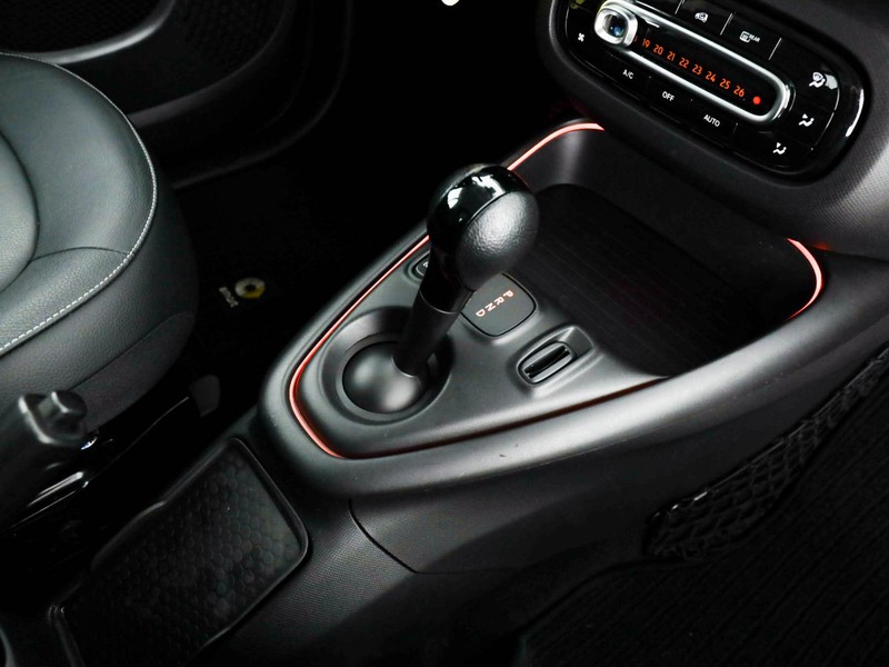 Smart Fortwo eq 25° anniversary 22kw elettrica grigio