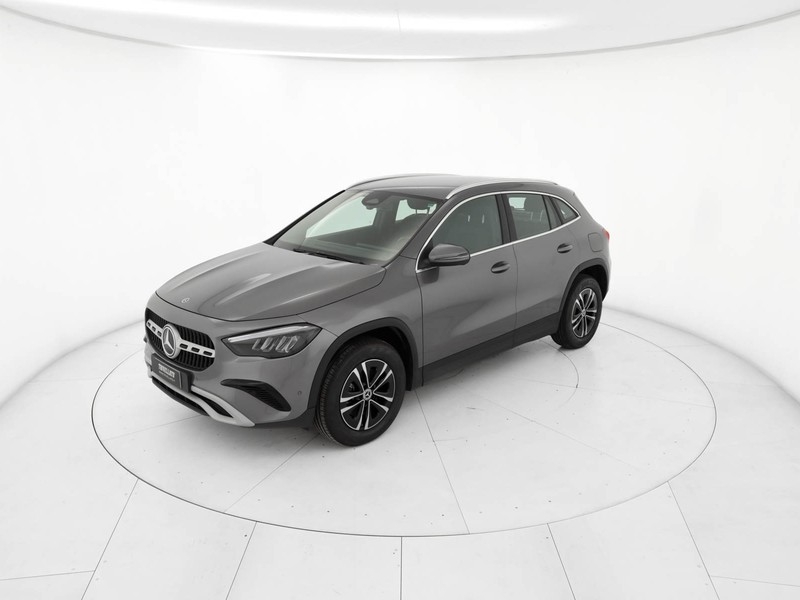 Mercedes GLA - foto 2