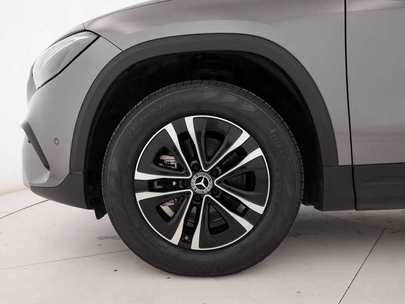 Mercedes GLA 180 d advanced auto diesel grigio