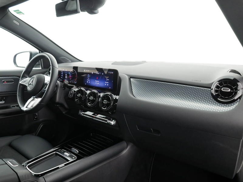 Mercedes GLA 180 d advanced auto diesel grigio