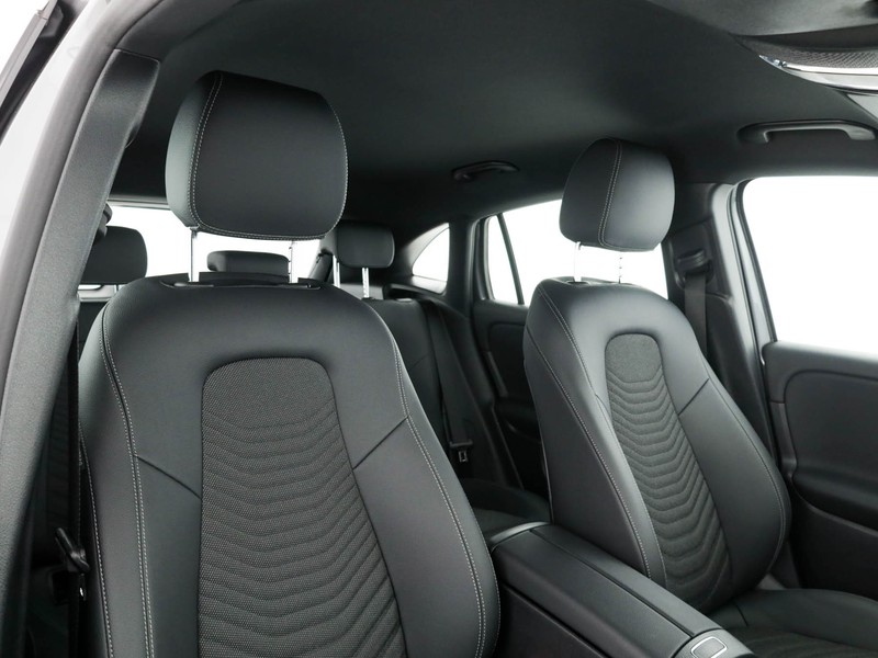 Mercedes GLA 180 d advanced auto diesel grigio