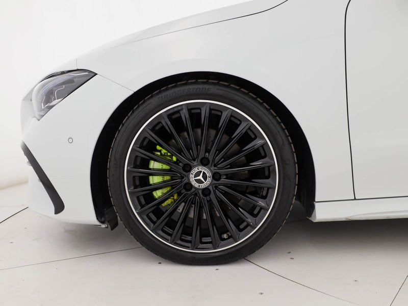Mercedes CLA Coupè coupe 200 d amg line advanced plus auto diesel bianco