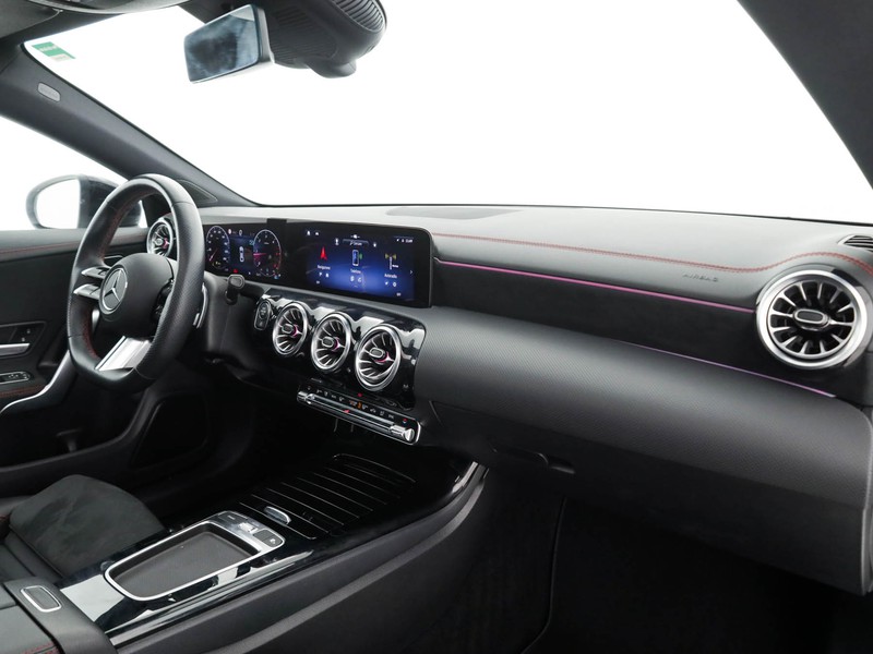 Mercedes CLA Coupè coupe 200 d amg line advanced plus auto diesel bianco