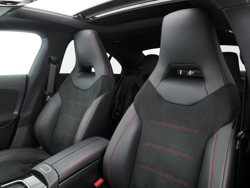 Mercedes CLA Coupè coupe 200 d amg line advanced plus auto diesel bianco
