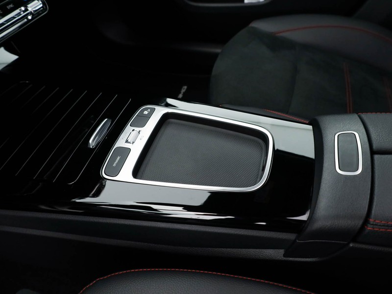 AMG Classe A a amg 35 amg line premium 4matic auto ibrido bianco