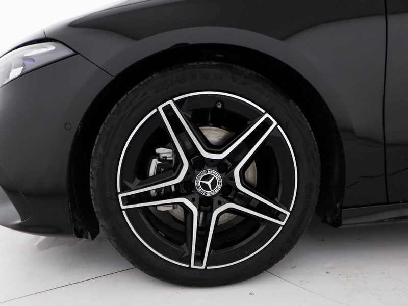 Mercedes Classe A A 180 d AMG Line Advanced Plus auto diesel nero