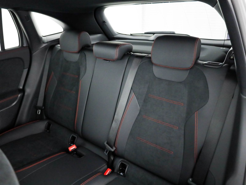 Mercedes GLA 200 d amg line extra auto diesel grigio