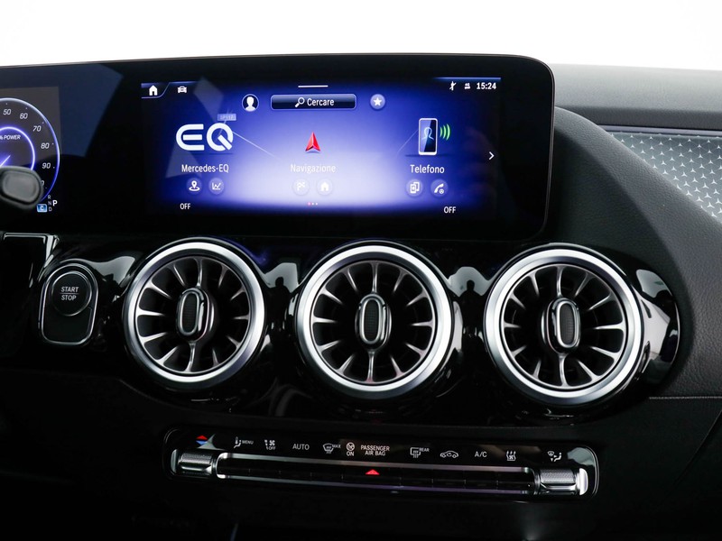 Mercedes EQA 250+  nero