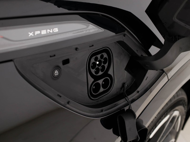 XPENG G6 XPENG RWD Long Range elettrica nero