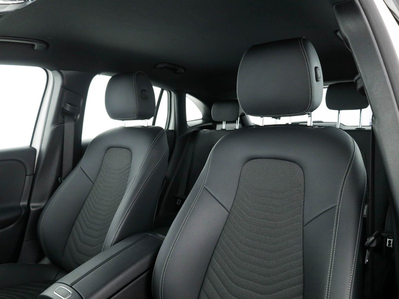 Mercedes GLA 180 d executive auto diesel bianco