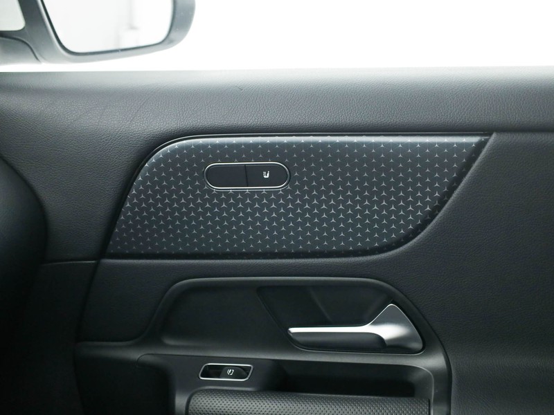 Mercedes GLA 180 d executive auto diesel bianco