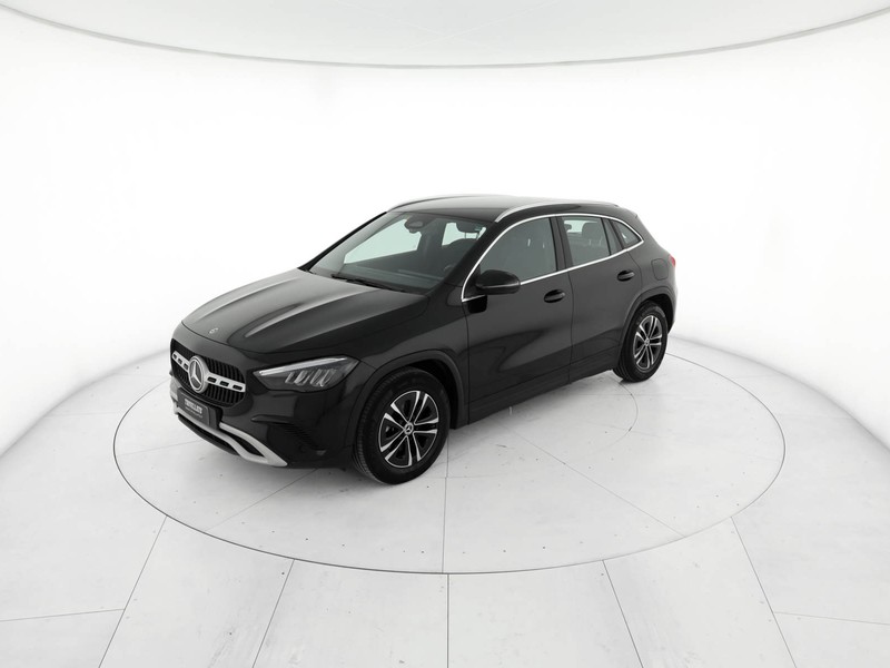 Mercedes GLA - foto 2