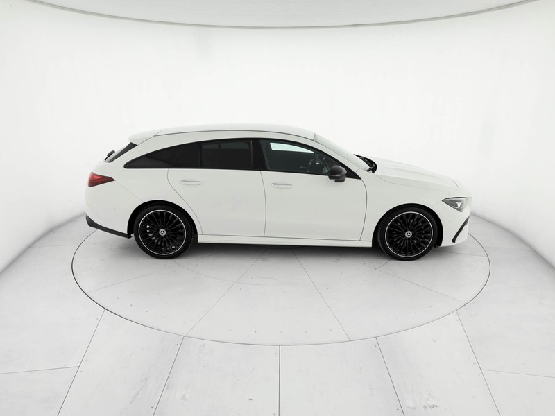 Mercedes CLA Shooting Brake  200 d amg line advanced plus auto diesel bianco