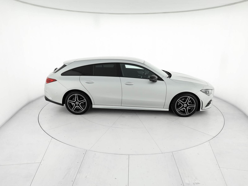 Mercedes CLA Shooting Brake  200 d premium auto diesel bianco