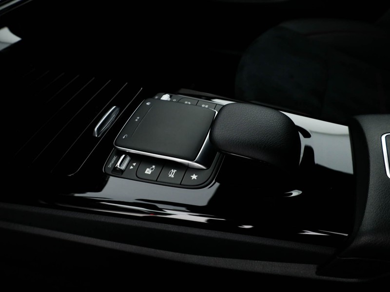 Mercedes CLA Shooting Brake  200 d premium auto diesel bianco