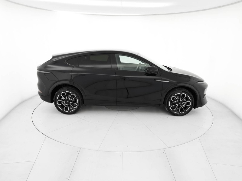 XPENG G6 XPENG RWD Standard Range elettrica nero