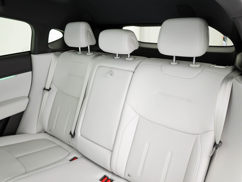 XPENG G6 XPENG RWD Standard Range elettrica nero