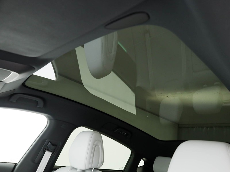 XPENG G6 XPENG RWD Standard Range elettrica nero