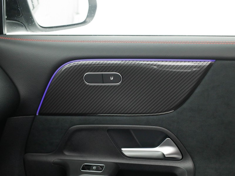 Mercedes GLB 200 d amg line advanced plus auto diesel bianco