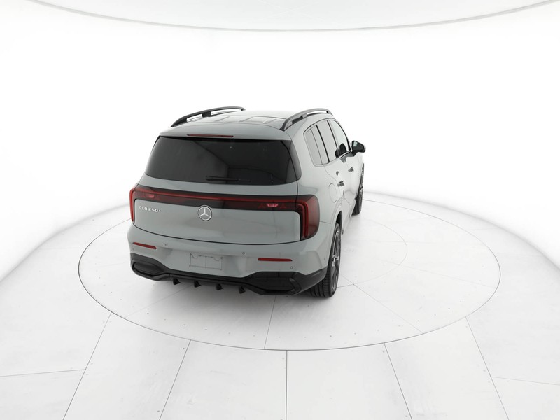 Mercedes GLB eq 250+ amg line advanced plus elettrica grigio
