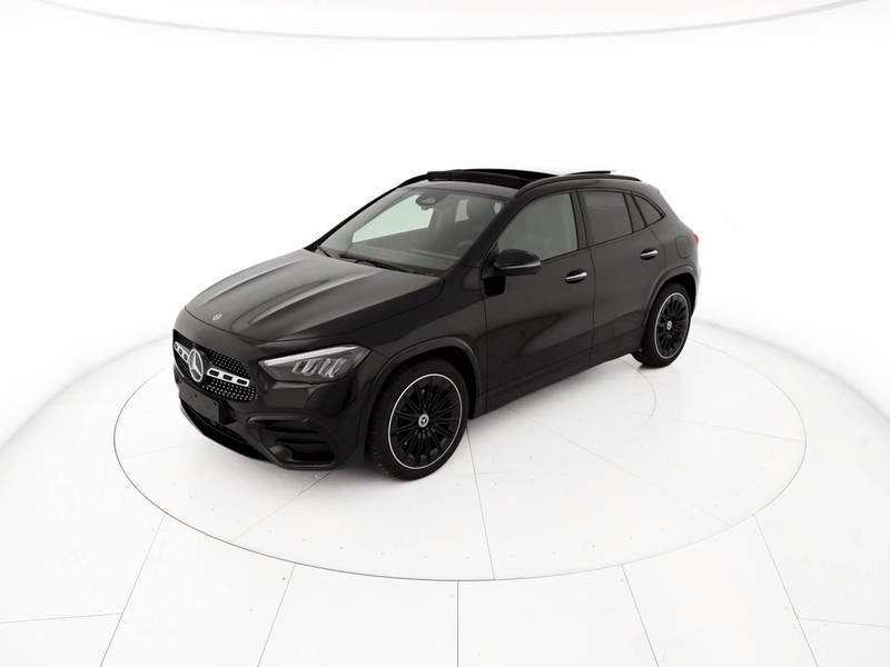 Mercedes GLA 200 d amg line extra auto diesel nero