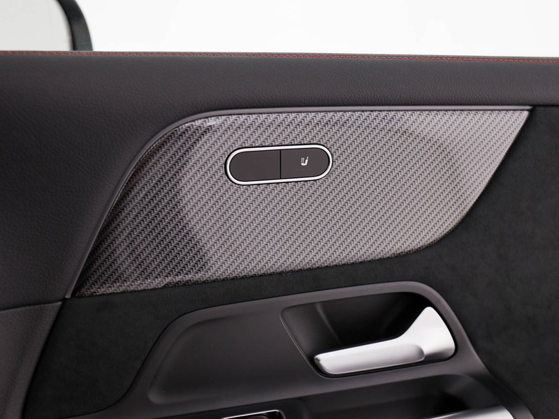 Mercedes GLA 200 d amg line extra auto diesel nero