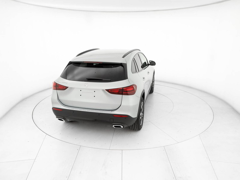 Mercedes GLA - foto 3