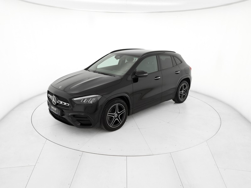 Mercedes GLA 180 d amg line advanced plus auto diesel nero