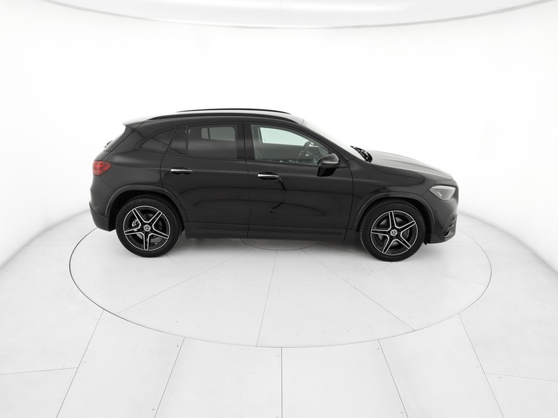 Mercedes GLA 180 d amg line advanced plus auto diesel nero