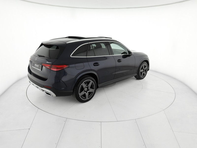 Mercedes GLC 220 d amg line advanced 4matic auto ibrido blu/azzurro