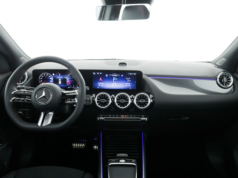 Mercedes GLA 200 d amg line extra auto diesel nero