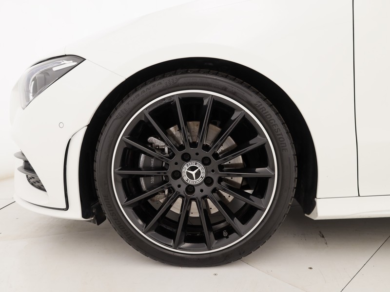 Mercedes CLA Shooting Brake  200 d premium auto diesel bianco