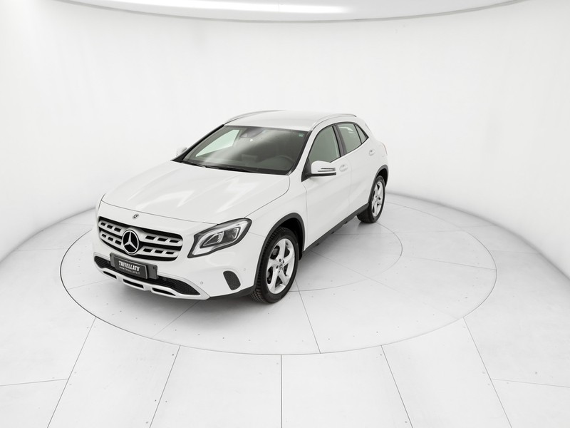 Mercedes GLA 200 d sport 4matic auto diesel bianco
