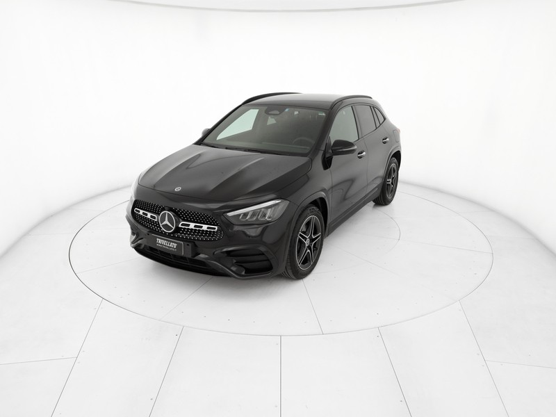 Mercedes GLA 180 amg line advanced plus auto ibrido nero