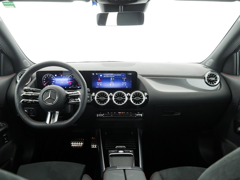 Mercedes GLA 180 amg line advanced plus auto ibrido nero