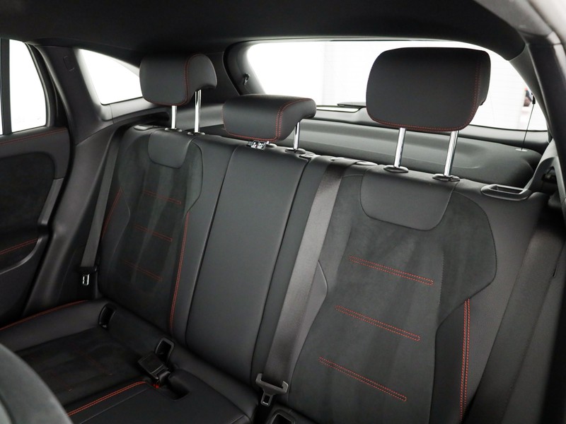 Mercedes GLA 180 amg line advanced plus auto ibrido nero