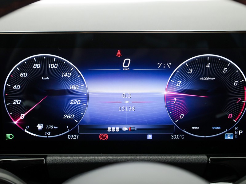 Mercedes GLA 180 amg line advanced plus auto ibrido nero