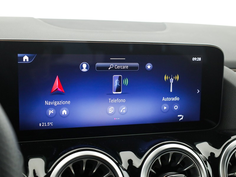 Mercedes GLA 180 amg line advanced plus auto ibrido nero