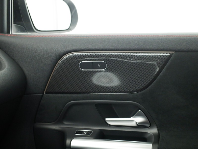 Mercedes GLA 180 amg line advanced plus auto ibrido nero