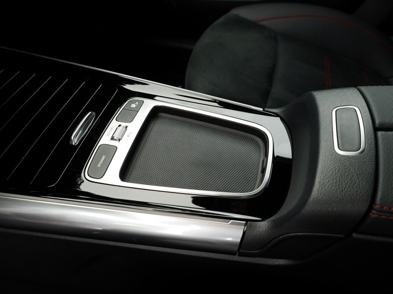 Mercedes GLA 180 amg line advanced plus auto ibrido nero