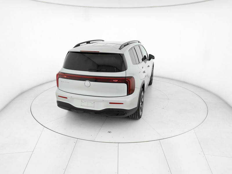 Mercedes GLB eq 250+ advanced plus elettrica argento