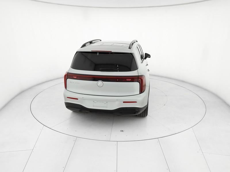 Mercedes GLB eq 250+ advanced plus elettrica argento
