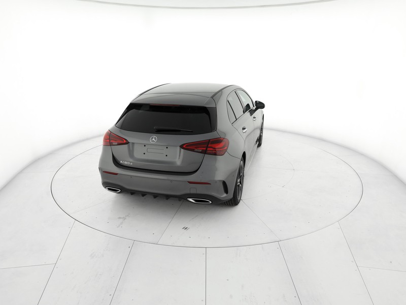 Mercedes Classe A 180 d amg line extra auto diesel grigio