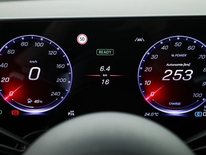 Mercedes GLB eq 350 amg line advanced plus 4matic elettrica bianco