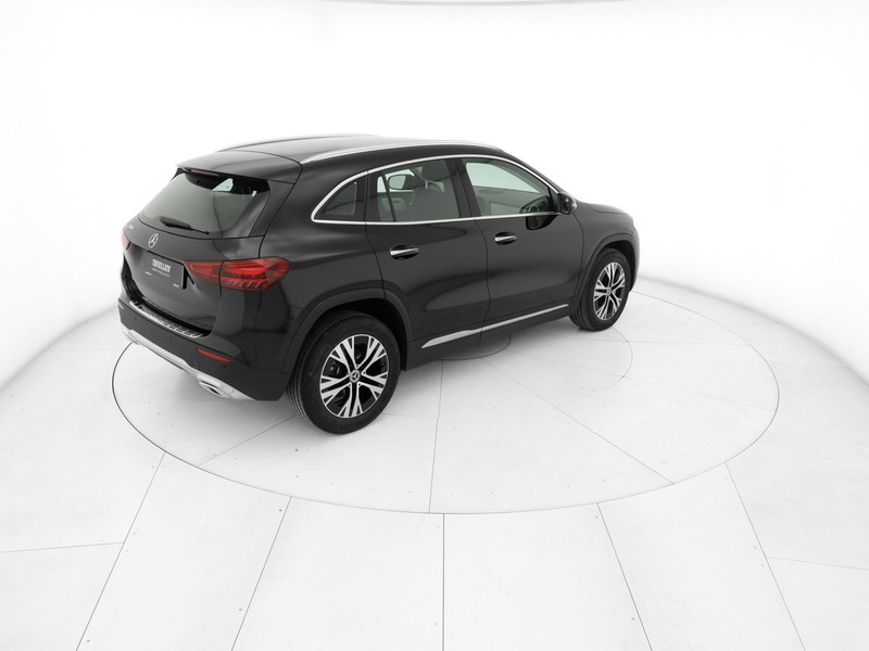 Mercedes GLA 200 d progressive advanced plus auto diesel nero