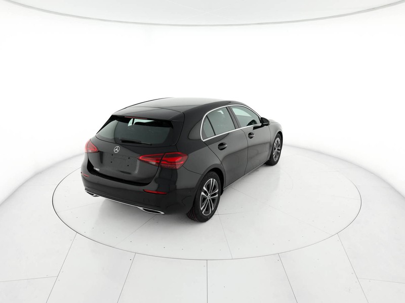 Mercedes Classe A 180 progressive extra auto benzina nero